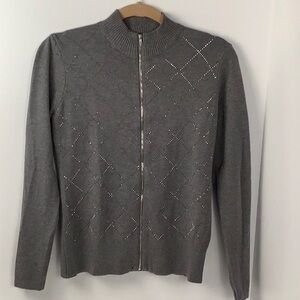Rain & Rose Gray Argyle Zip-Up Sweater
